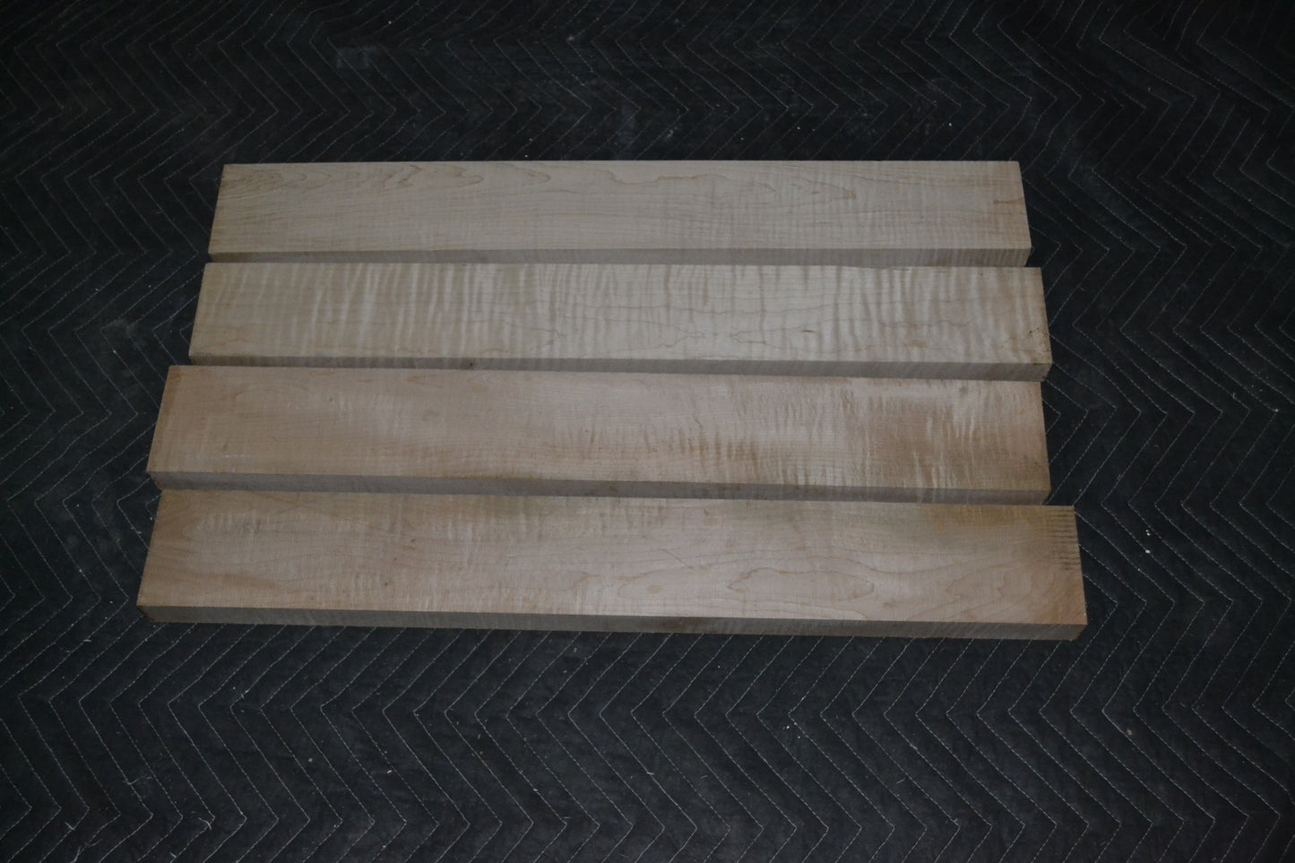 Manche en érable rouge (#elg-209)