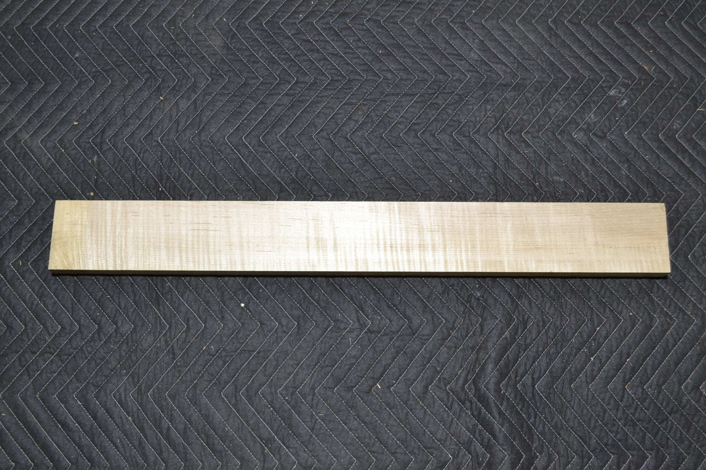 Soft curly maple neck (#elg-98)