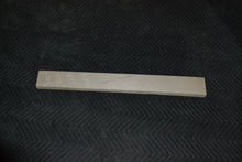 Load image into Gallery viewer, Rift cut hard maple neck (#elg-149)

