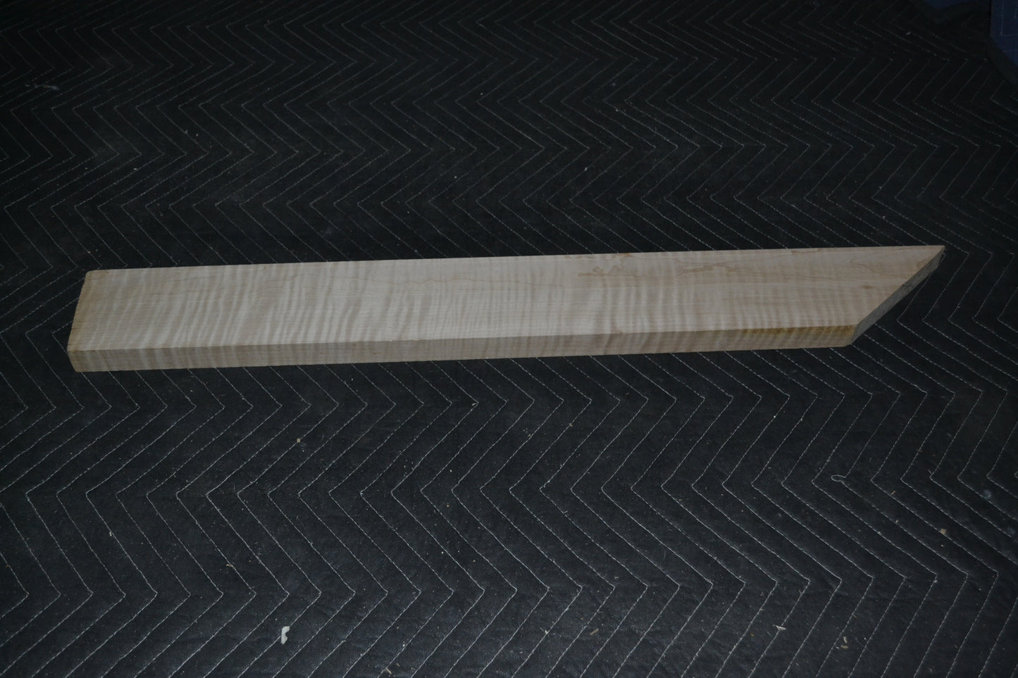 Rift cut hard maple piece  (#elg-168)