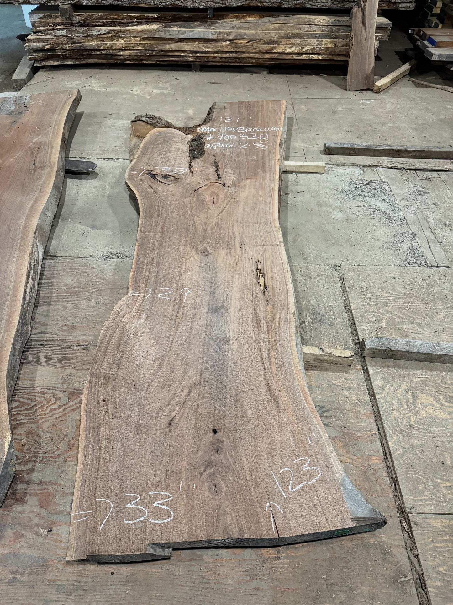Planed Black Walnut slab (#900338)