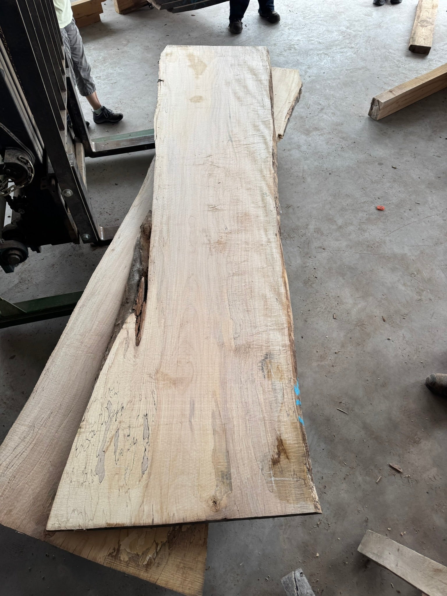 Red Maple Slab KD planed (#501174) – can-am logs & lumber