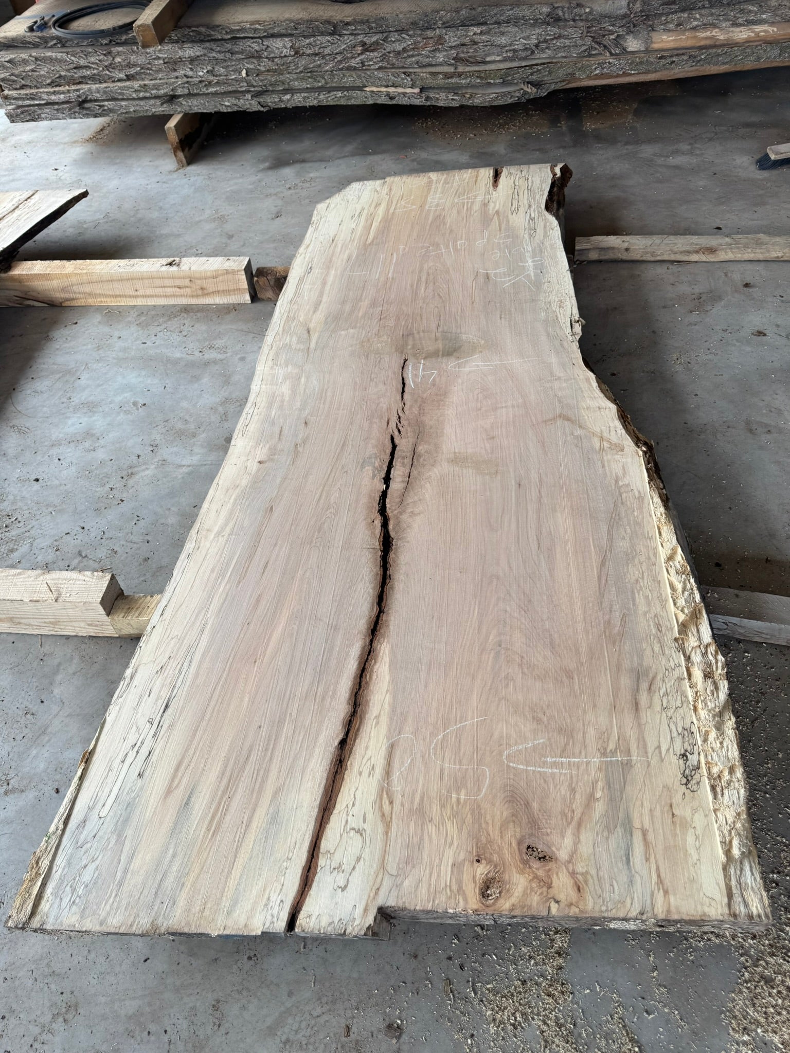 Planed KD Red Maple Slab (#501185) – can-am logs & lumber