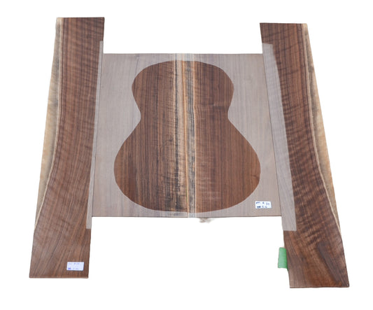 Dos et éclisses en noyer noir ondé sablé pour petite guitare (#nnc-24)