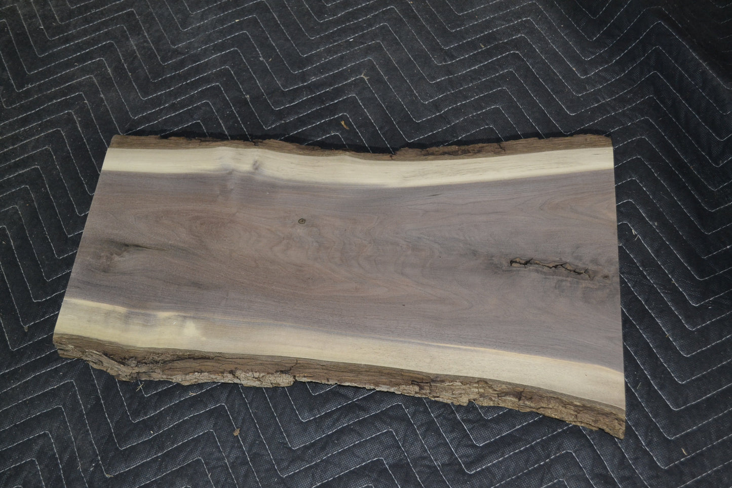 Small black walnut live edge (nn-3)